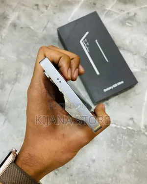 New Samsung Galaxy S25 Ultra 256 GB Silver