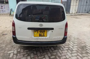 Toyota Probox 2005 White