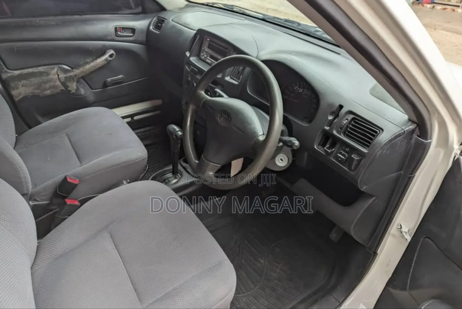 Toyota Probox 2005 White