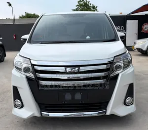 Toyota Noah 2014 White