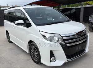 Toyota Noah 2014 White