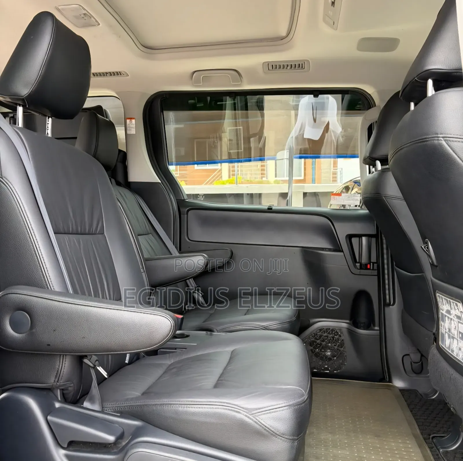 Toyota Noah 2014 White