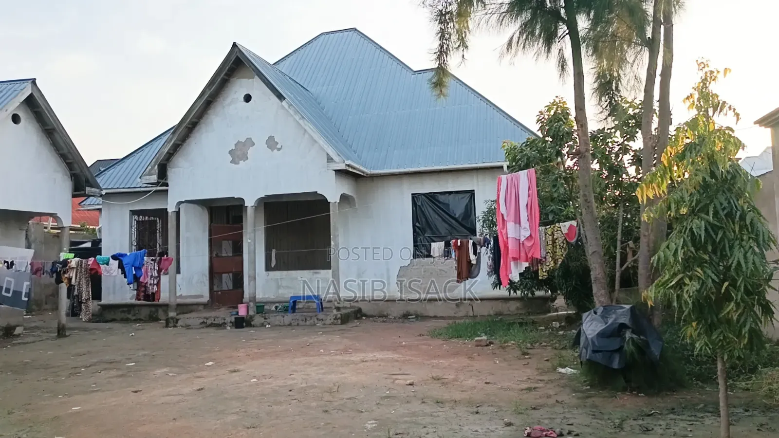 6bdrm House in Nyamongoro for sale