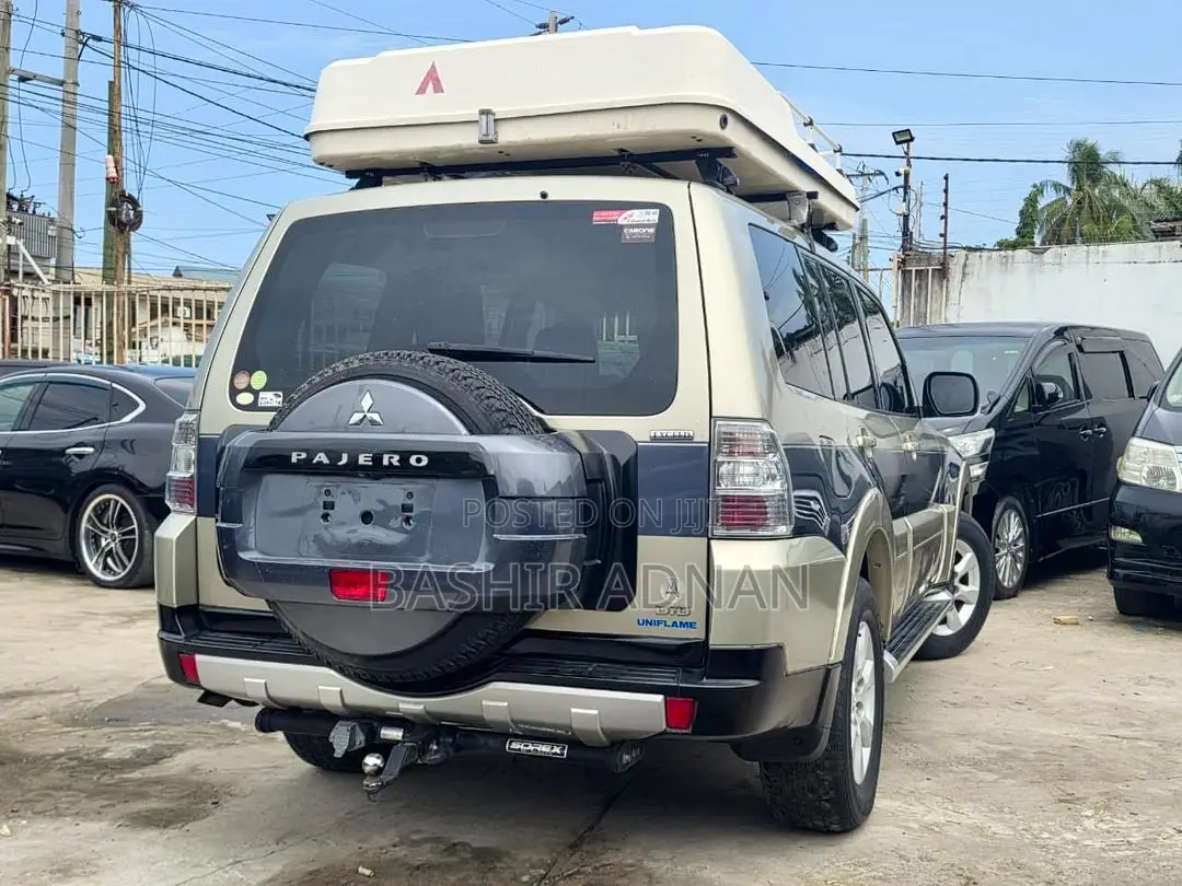 Mitsubishi Pajero 3.2 Di-D 2008 Gold