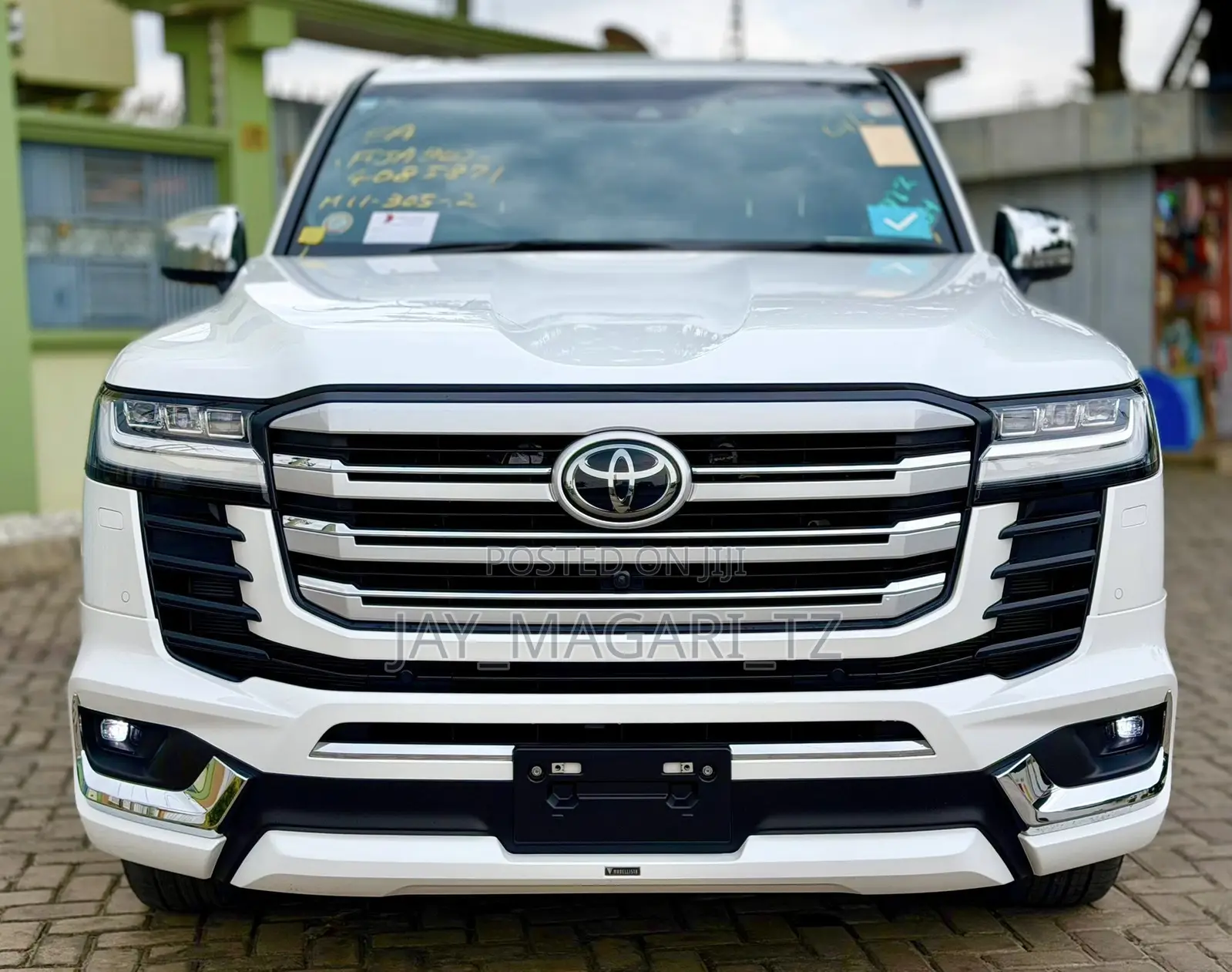 Toyota Land Cruiser 2024 White