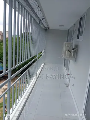 3bdrm Apartment in Upanga West for sale
