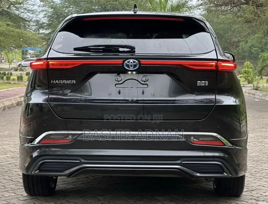 Toyota Harrier Hybrid Z 2021 Black