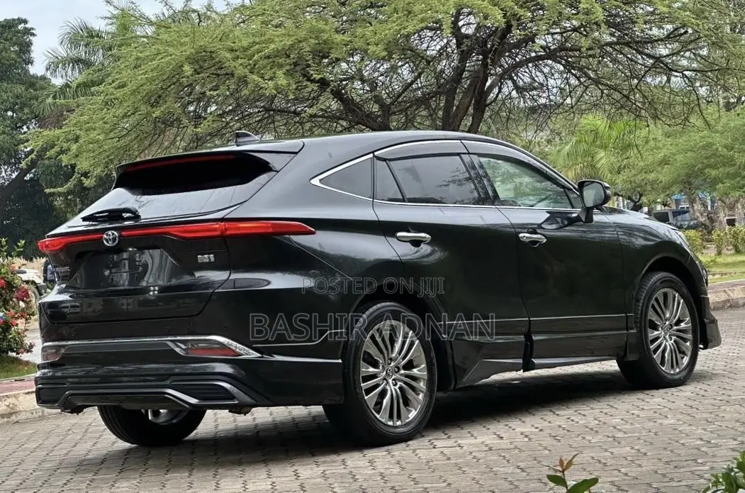 Toyota Harrier Hybrid Z 2021 Black