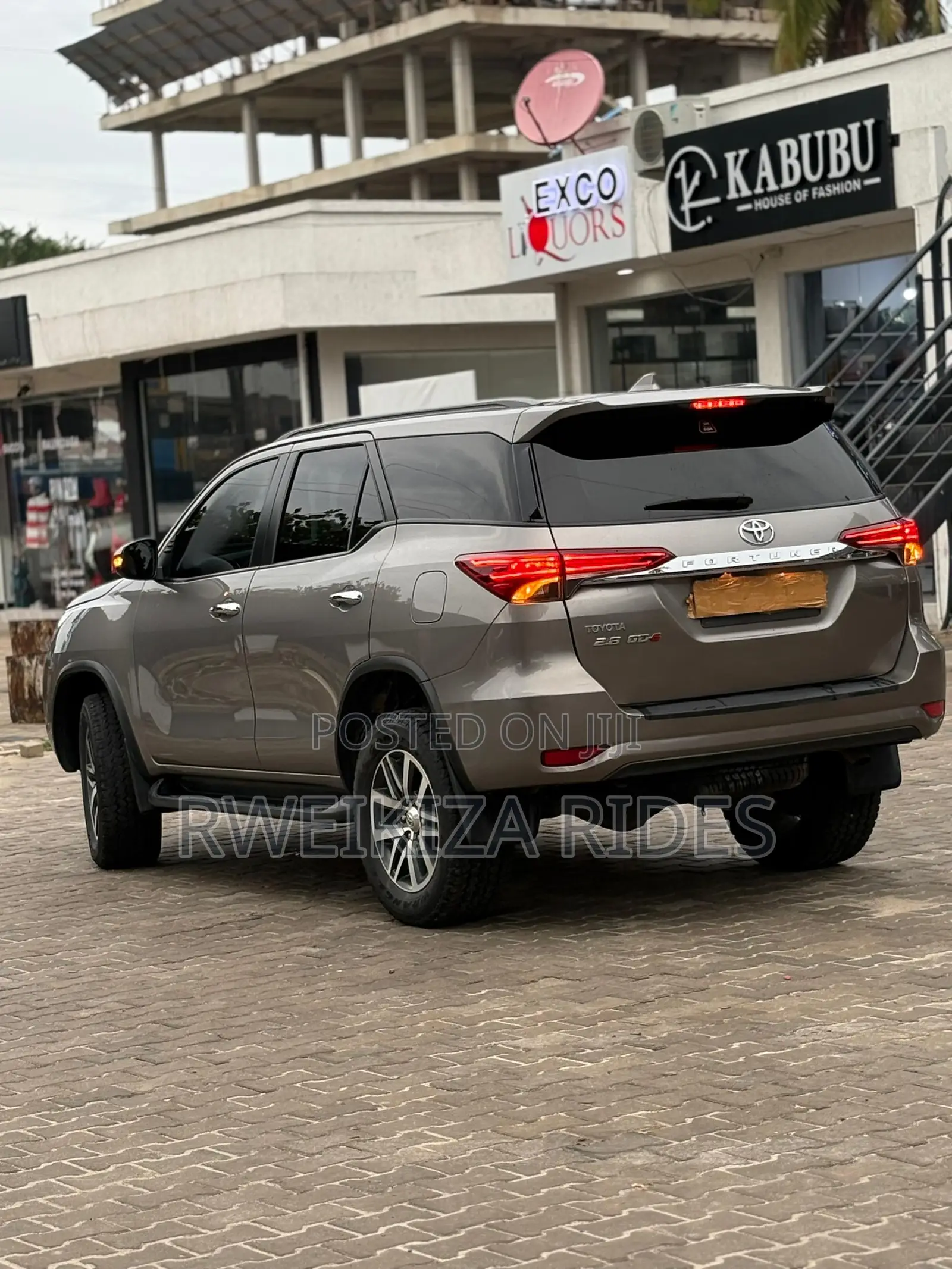 Toyota Fortuner 2018 Gray