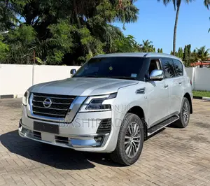 Nissan Patrol 2013 Silver