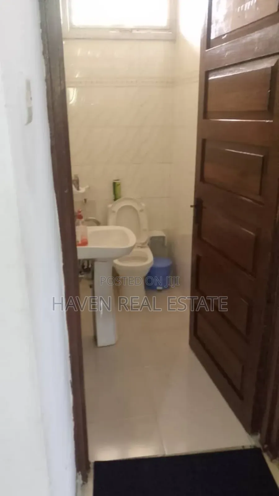 8bdrm House in Masaki for rent