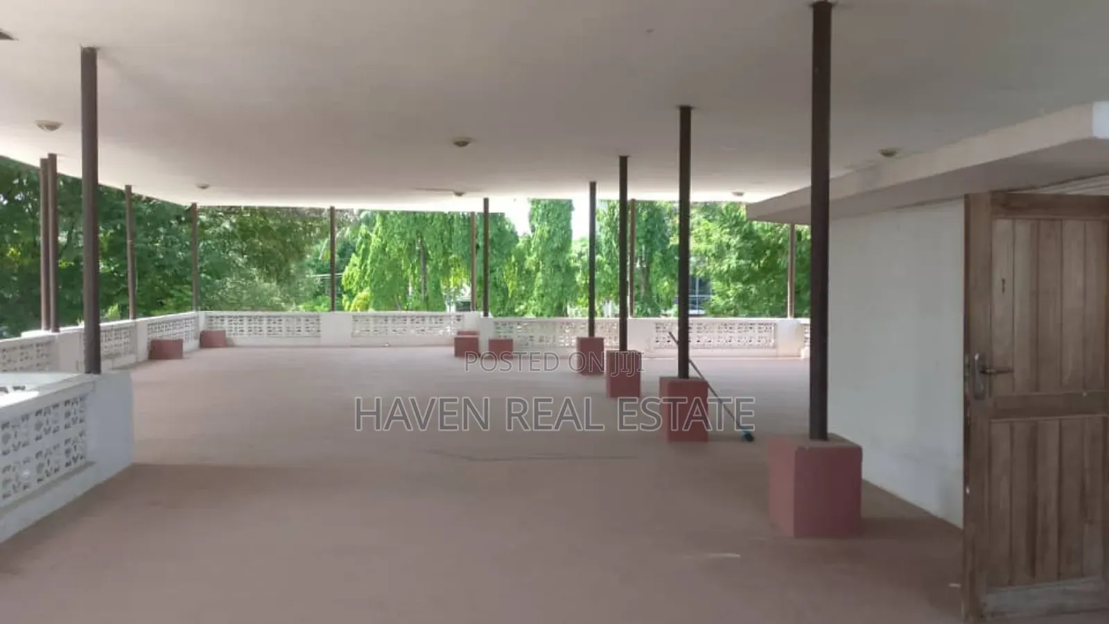 8bdrm House in Masaki for rent