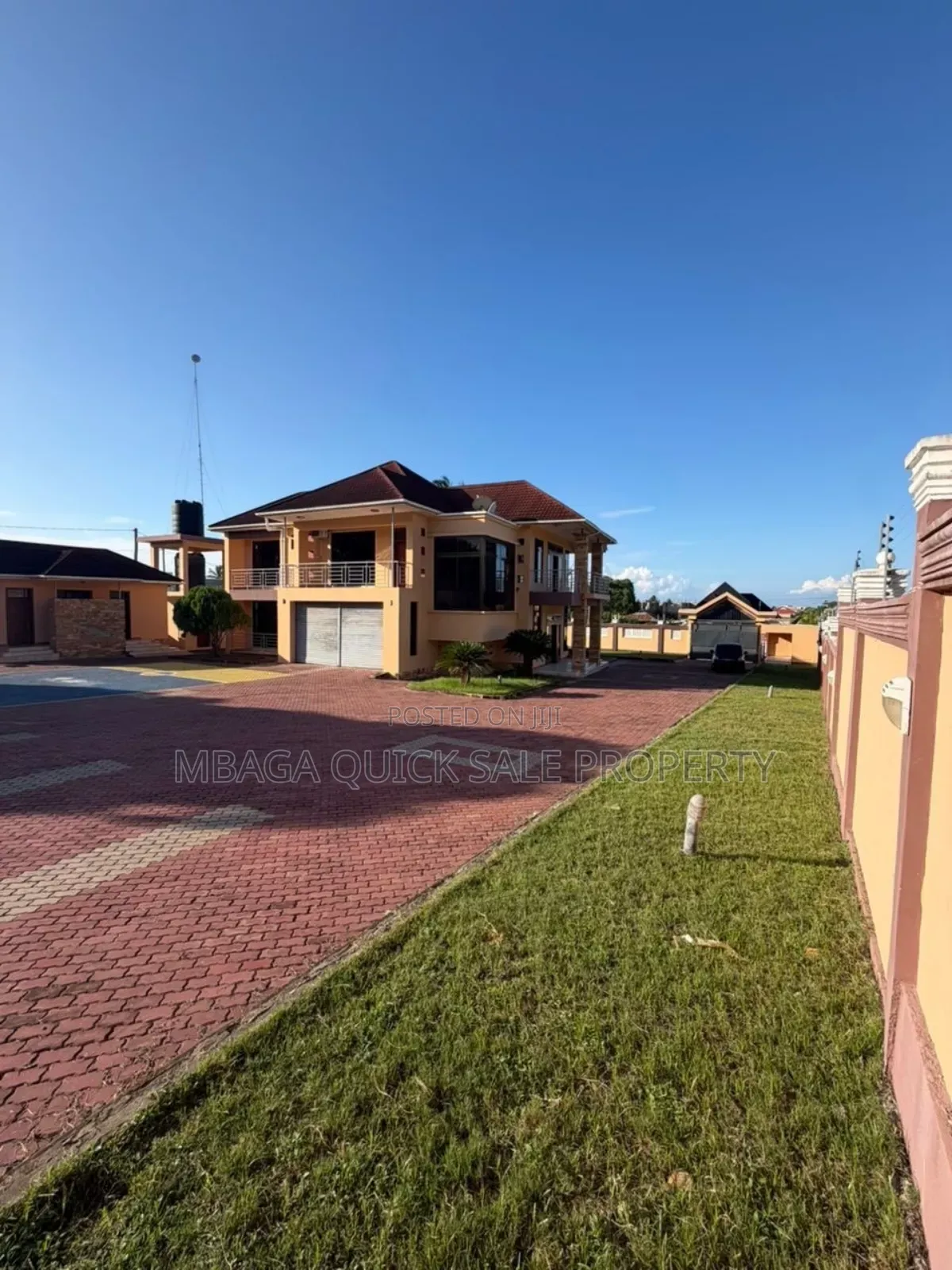 6bdrm House in Boko, Bunju for rent
