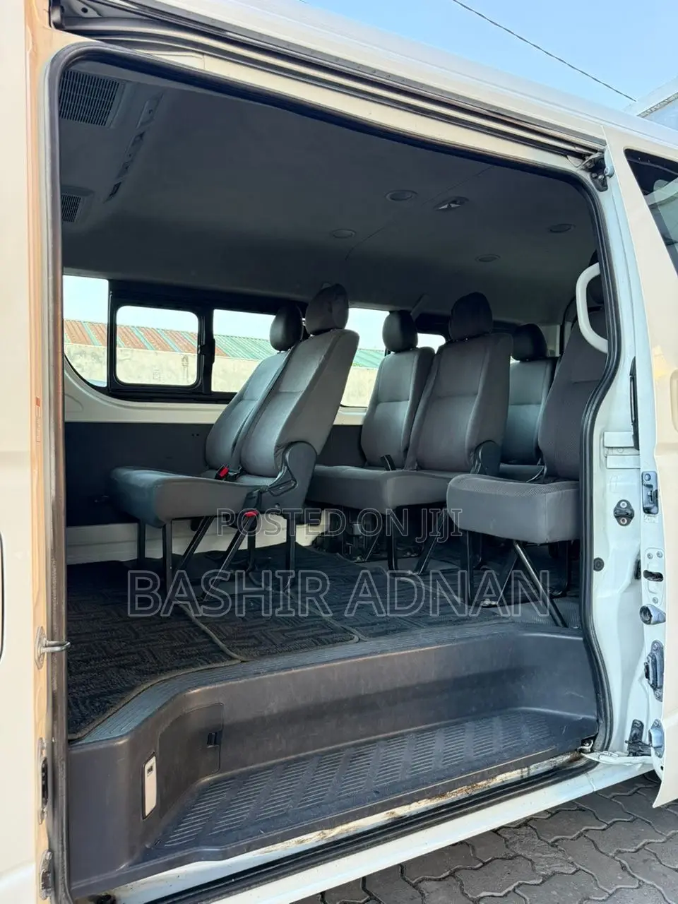 Toyota HiAce 2014 White