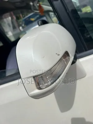 Toyota Noah 2.0 143hp AWD (8 Seater) 2008 White