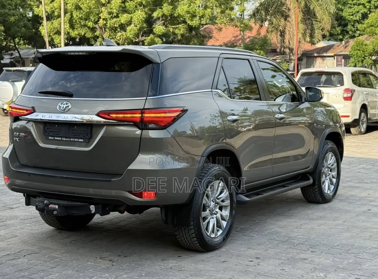 Toyota Fortuner 2.8 D AWD 2021