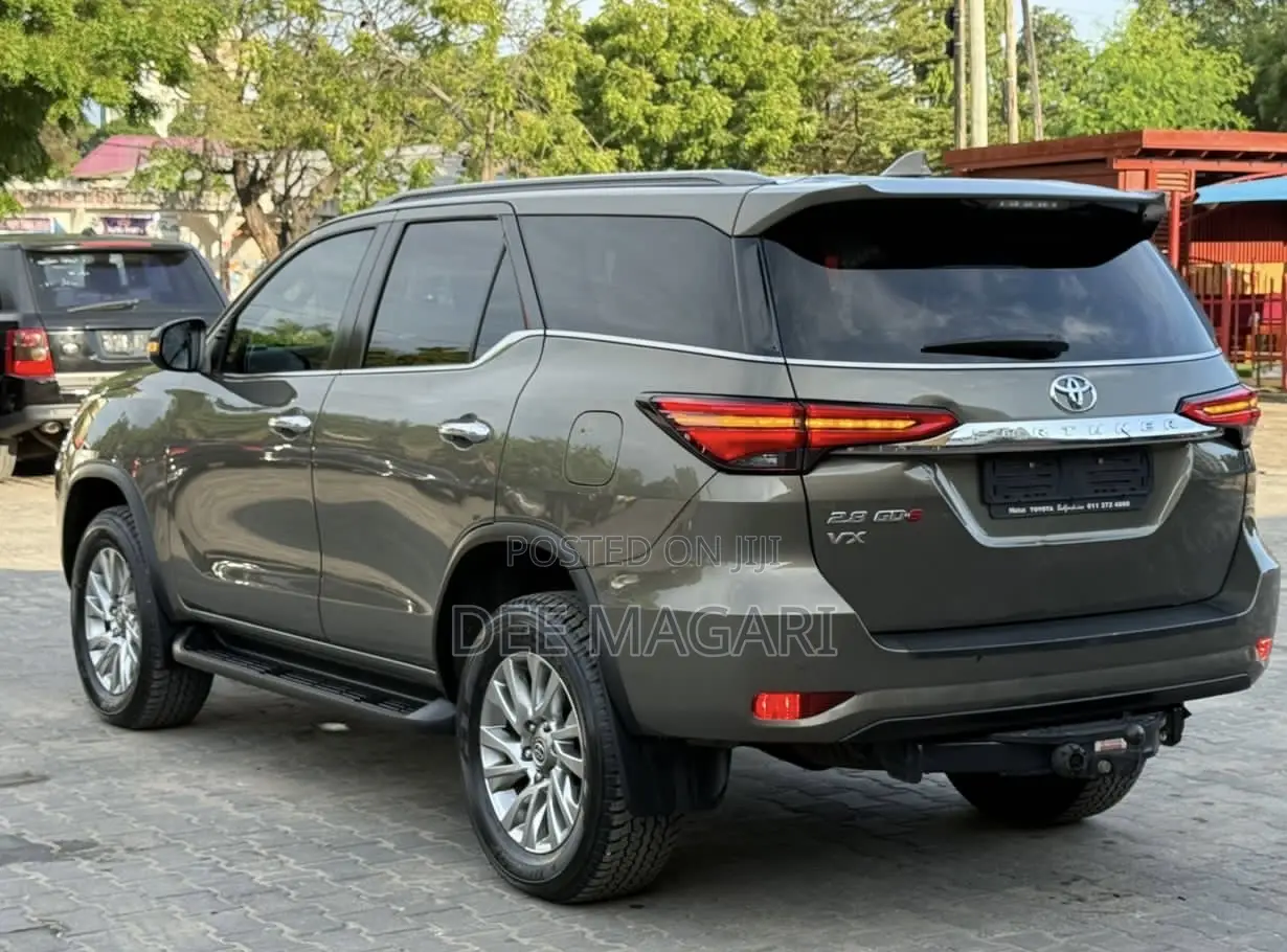 Toyota Fortuner 2.8 D AWD 2021