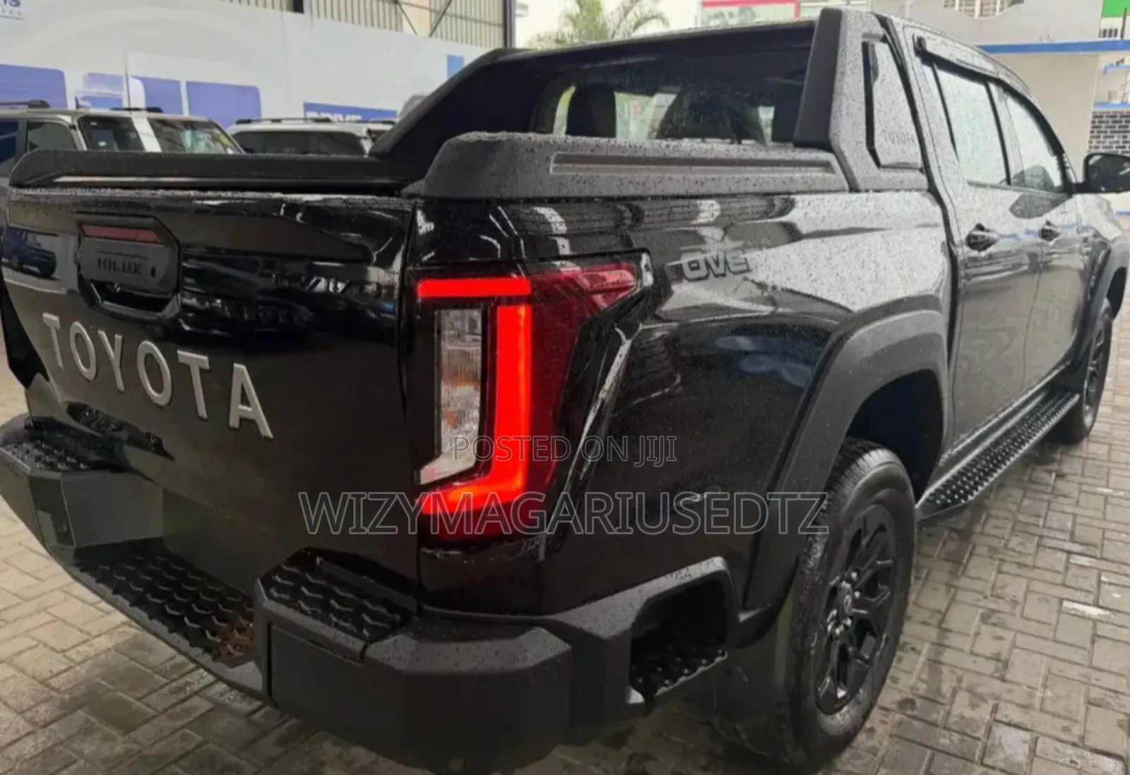 New Toyota Hilux 2025 Matt Black