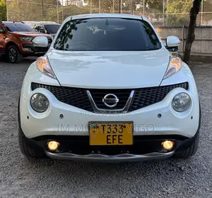 Nissan Juke 2011 White
