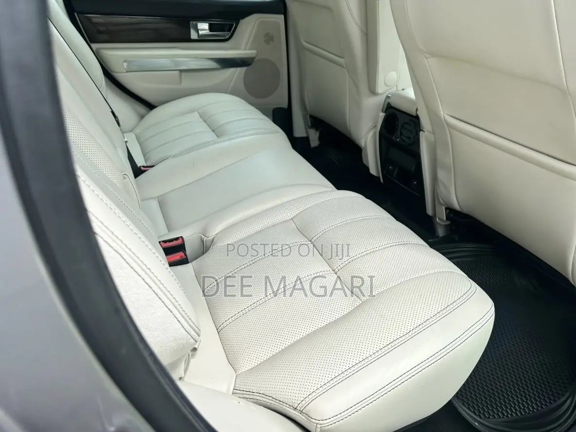 Land Rover Range Rover Sport 2012 Gray