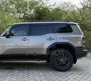 Toyota Land Cruiser Prado 2024 Gray