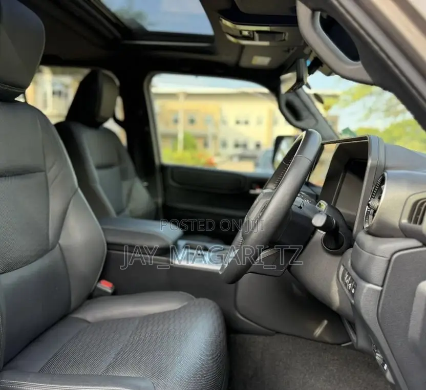 Toyota Land Cruiser Prado 2024 Gray
