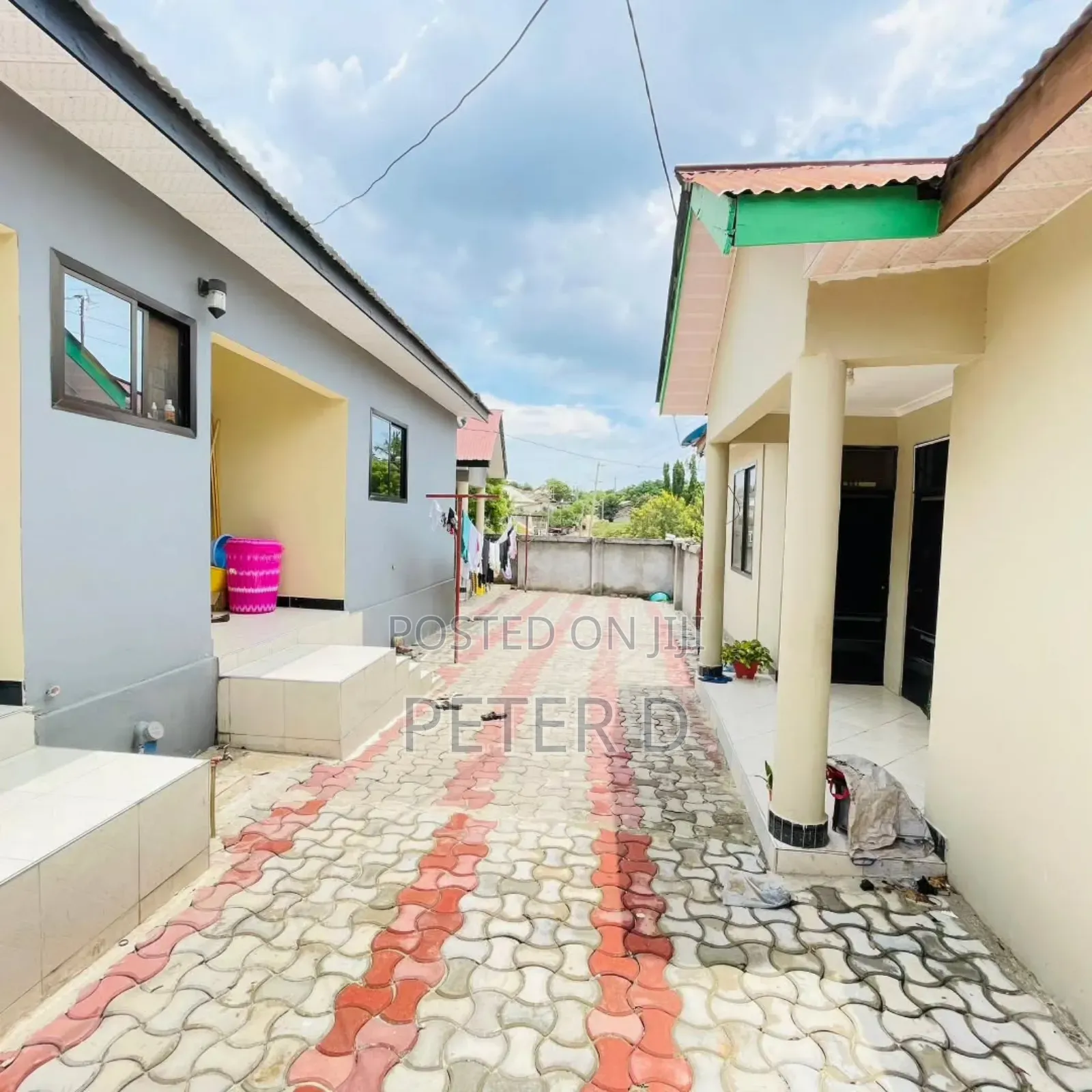 1bdrm Apartment in Kimara for rent