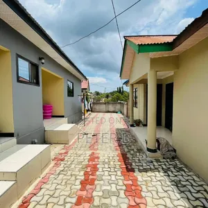 1bdrm Apartment in Kimara for rent