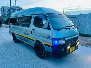 Toyota HiAce 2000 Blue
