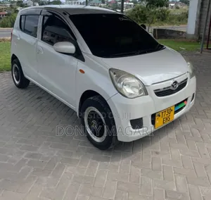 Daihatsu Mira 2005 White