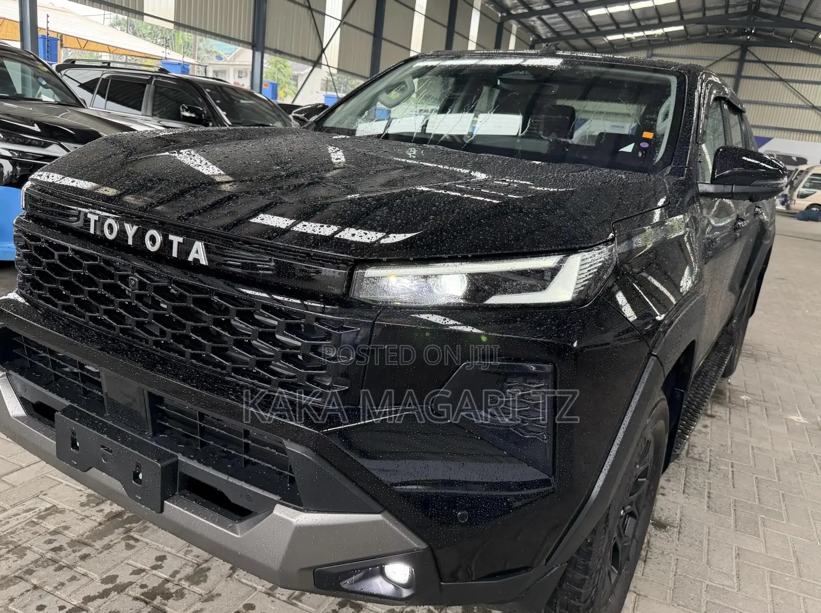 New Toyota Hilux 2025 Black