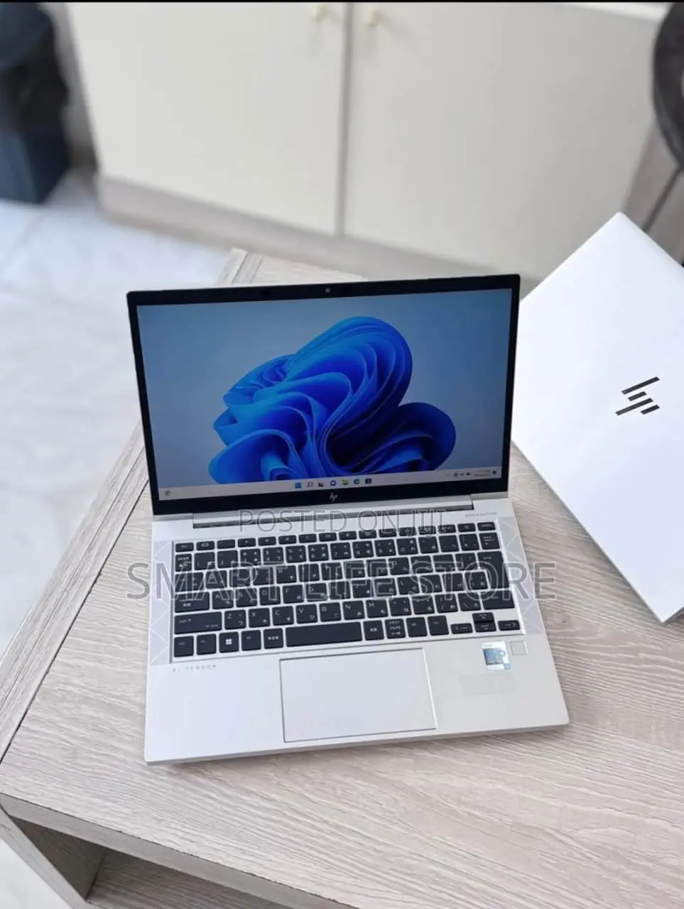 New Laptop HP EliteBook 830 G8 16GB Intel Core i5 SSD 512GB