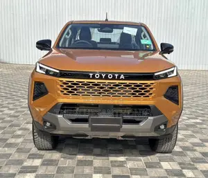 New Toyota Hilux 2025 Orange