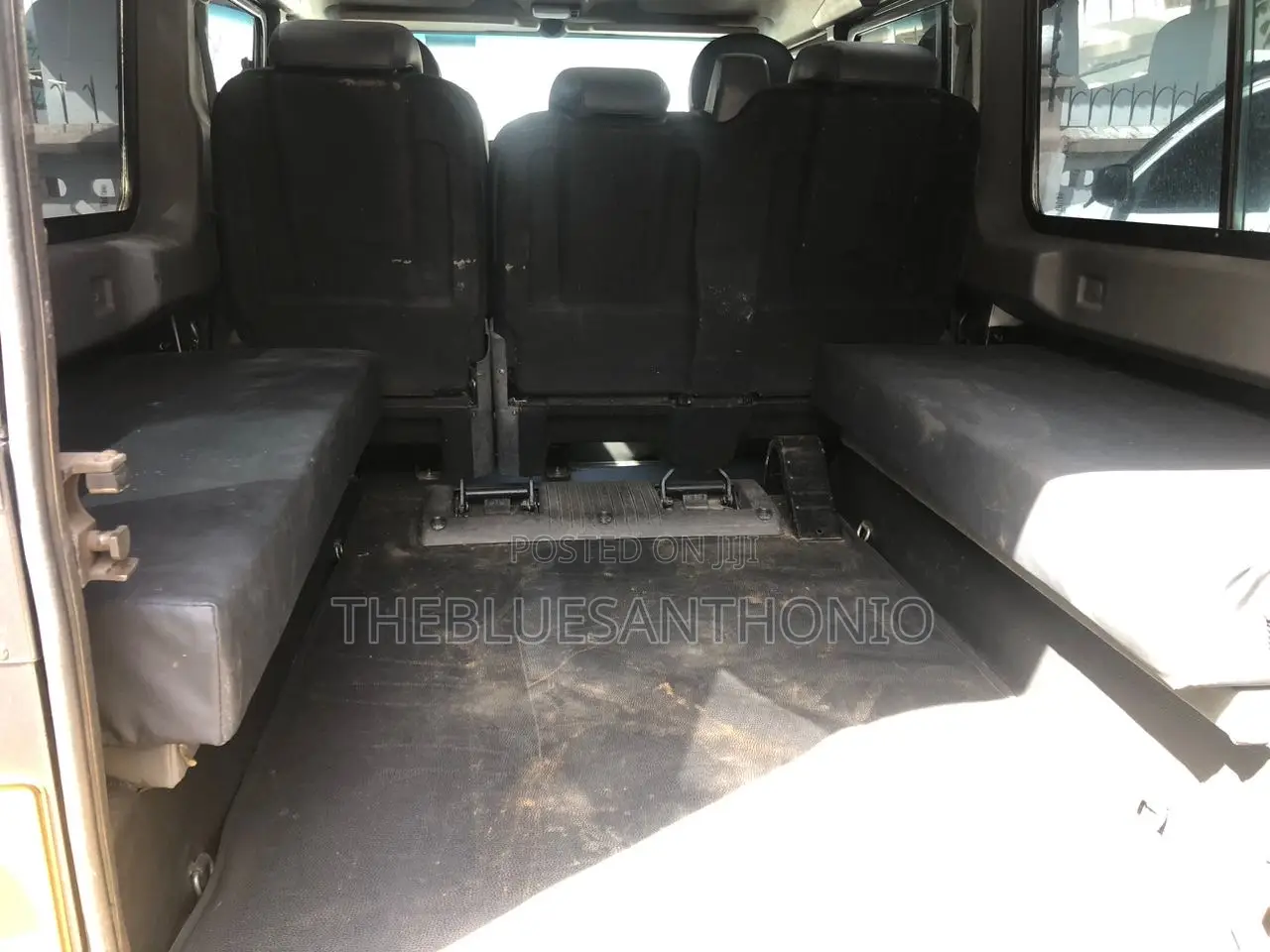 Land Rover Defender 2015 Gray