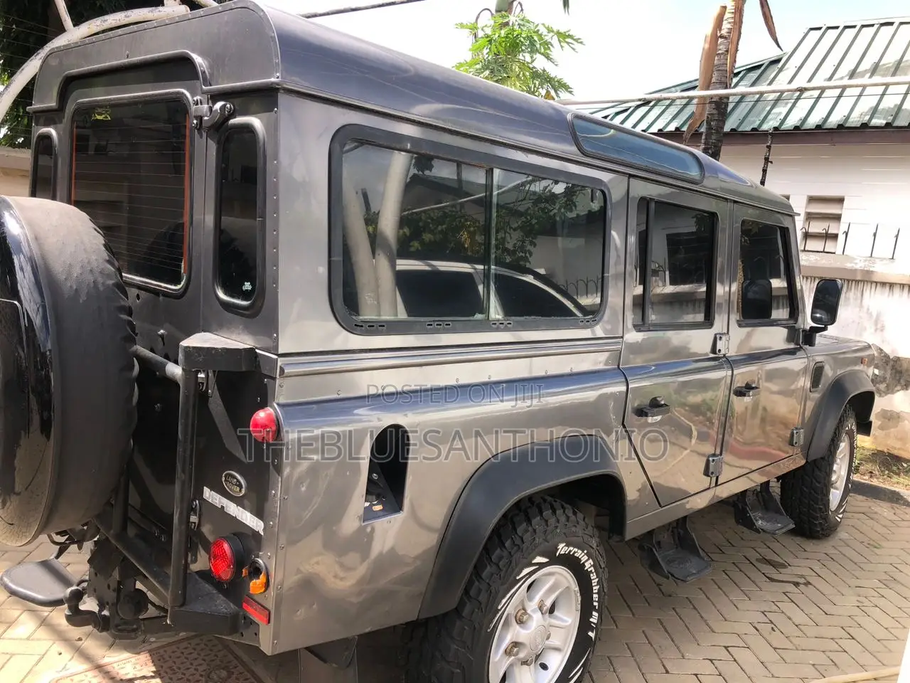 Land Rover Defender 2015 Gray