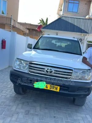 Toyota Land Cruiser 100 4.2 TD 2005 White