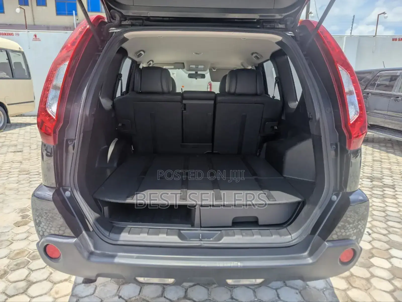 Nissan X-Trail 2.0 Petrol XE 2009 Silver