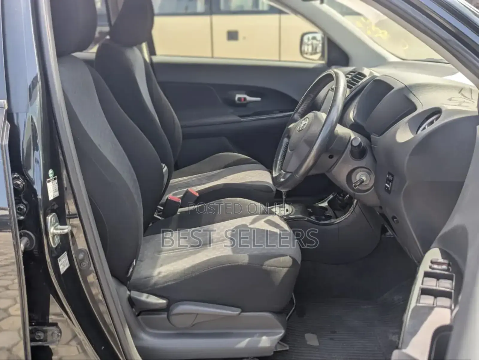 Toyota IST 2008 Black