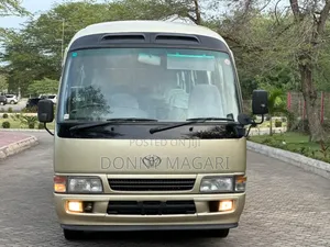 Toyota Coaster 2003 Gold