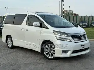 Toyota Vellfire 2009 White