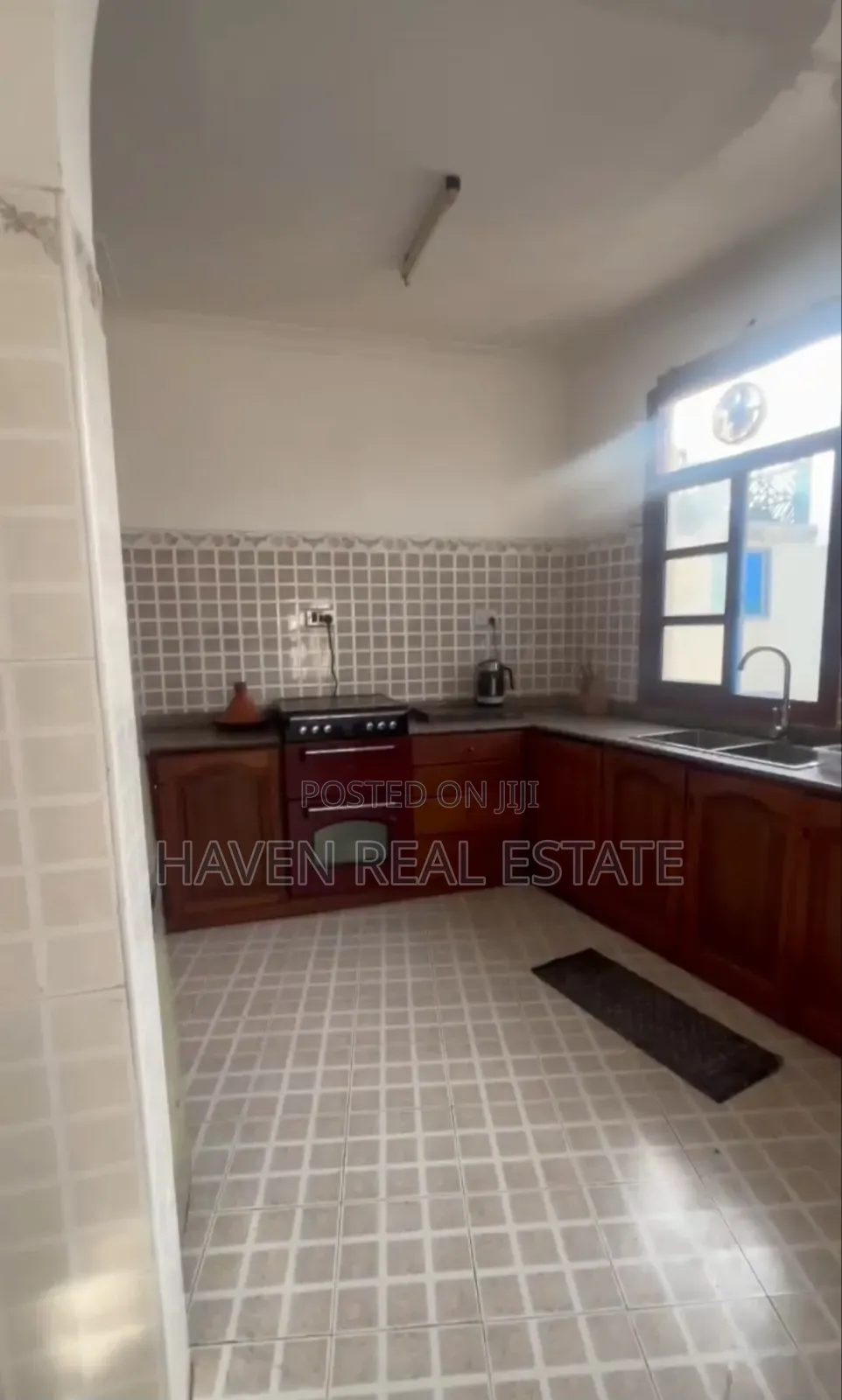 Furnished 3bdrm Apartment in Mjini for rent