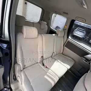 Toyota Noah 2009 Silver