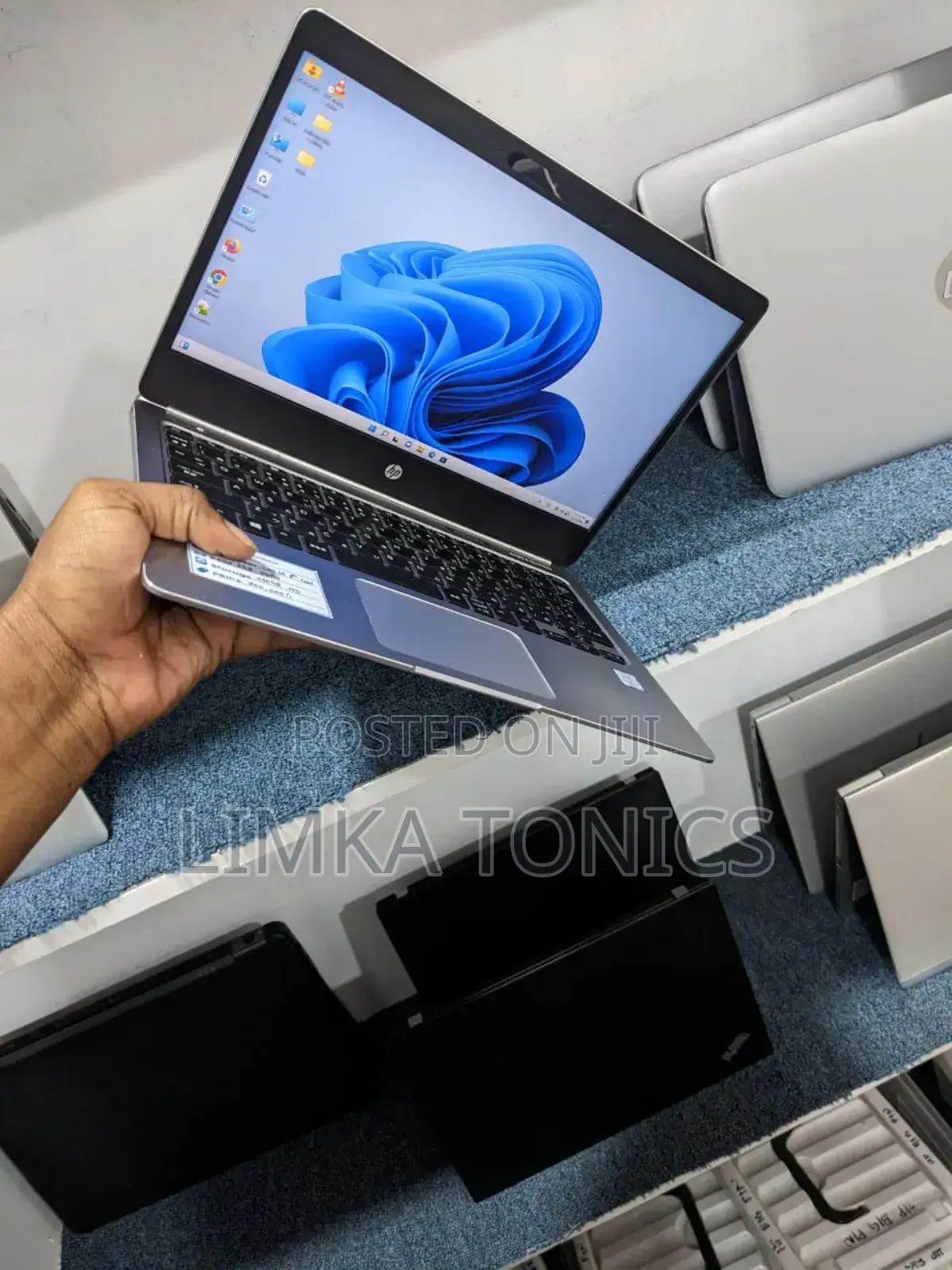 New Laptop HP EliteBook Folio G1 8GB Intel Core i5 SSD 256GB