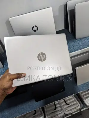 New Laptop HP EliteBook Folio G1 8GB Intel Core i5 SSD 256GB
