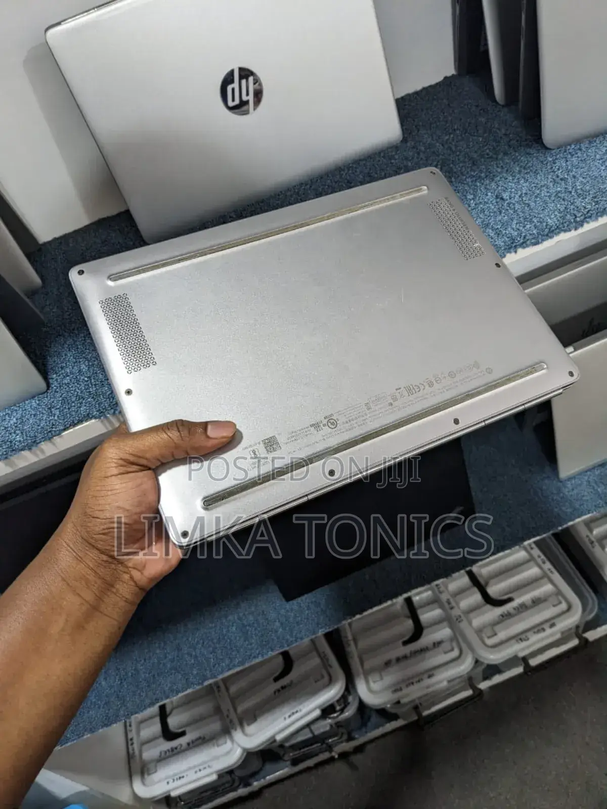New Laptop HP EliteBook Folio G1 8GB Intel Core i5 SSD 256GB