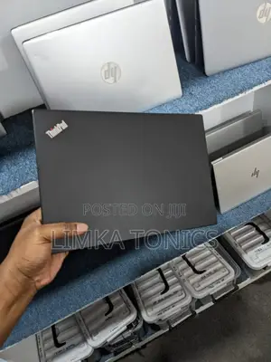 New Laptop Lenovo ThinkPad X280 8GB Intel Core i5 SSD 256GB