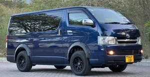 Toyota Quantum 2009 Blue