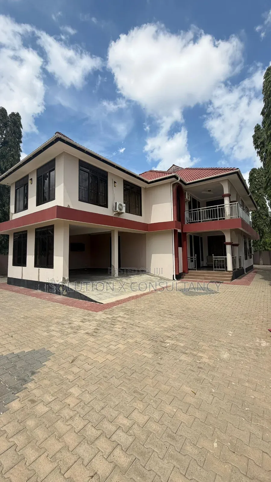 5bdrm Mansion in Mbweni for sale