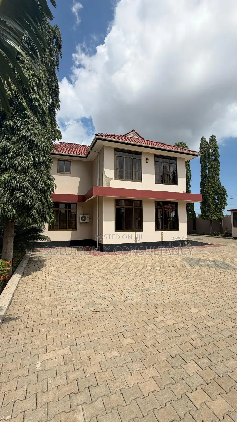5bdrm Mansion in Mbweni for sale