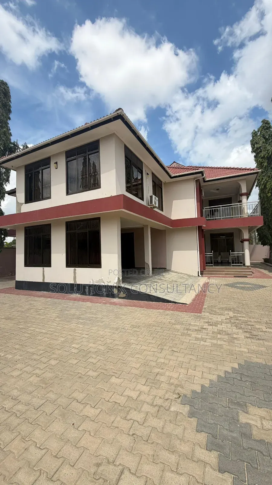 5bdrm Mansion in Mbweni for sale